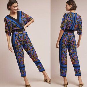 ANTHROPOLOGIE Ett Twa Scarf Print V-Neck Short Sleeved Jumpsuit, size 00P